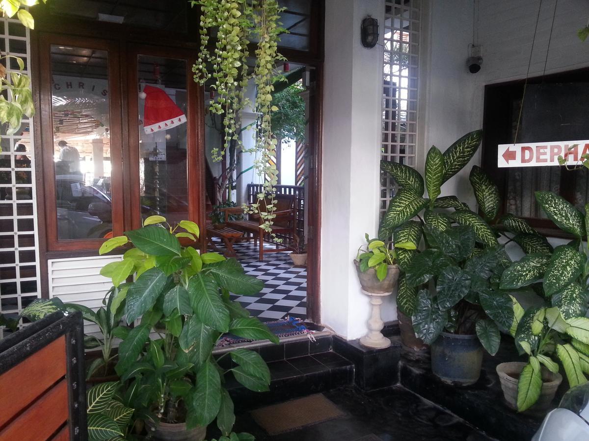 Dephani Beach Hotel Negombo Kültér fotó