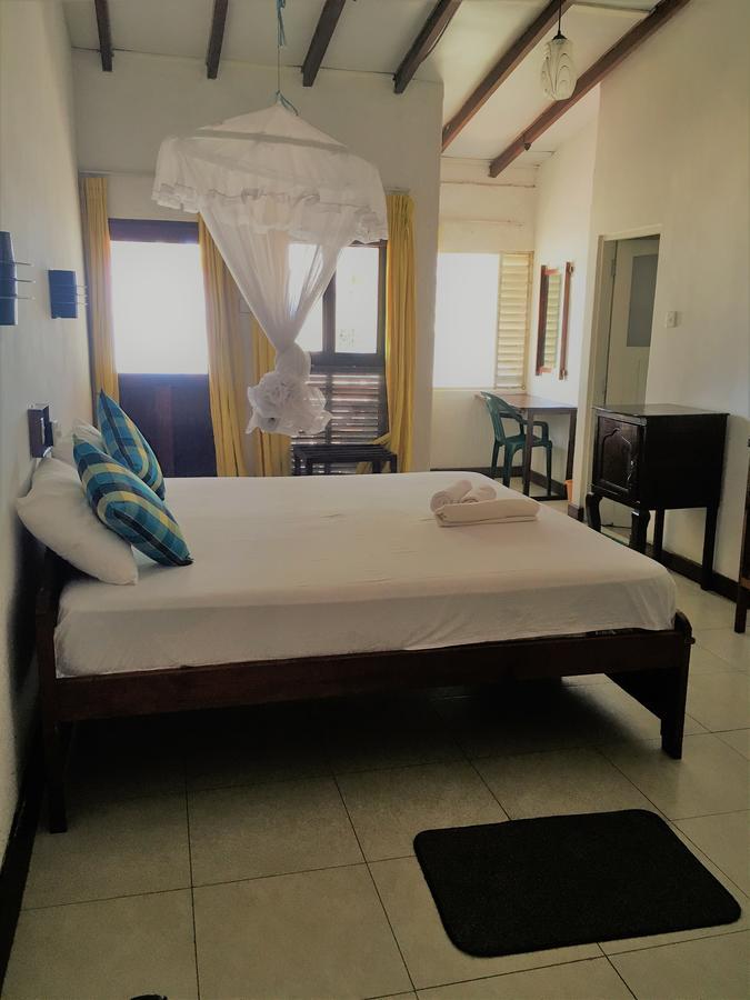 Dephani Beach Hotel Negombo Kültér fotó