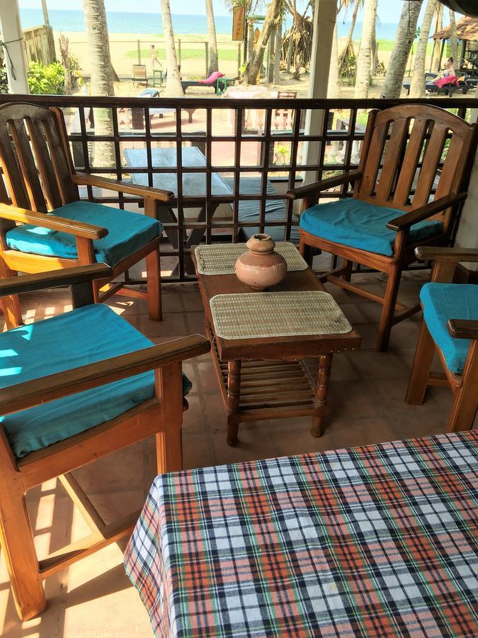 Dephani Beach Hotel Negombo Kültér fotó