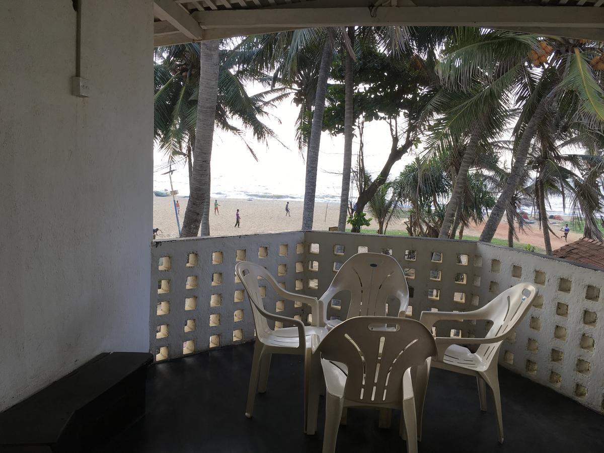 Dephani Beach Hotel Negombo Kültér fotó